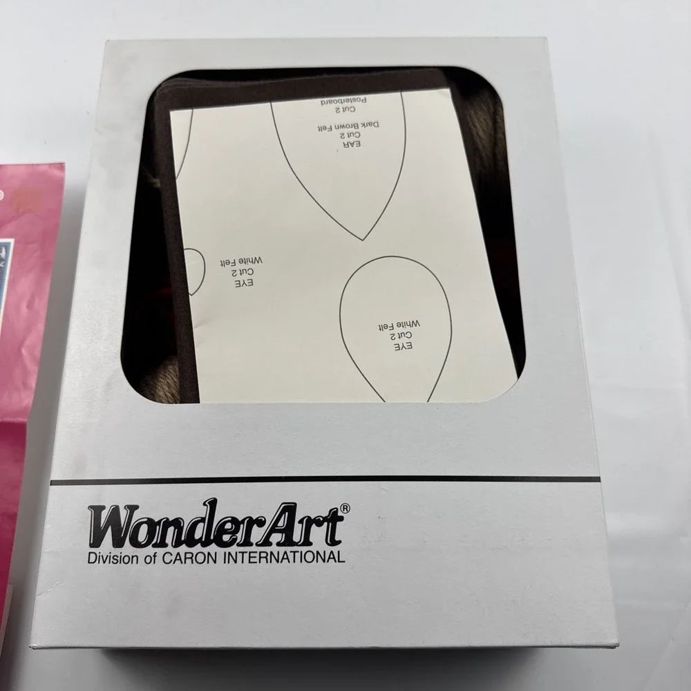 1991 WonderArt Aunt Lydia Christmas Reindeer Art Kit K154 USA New OPEN